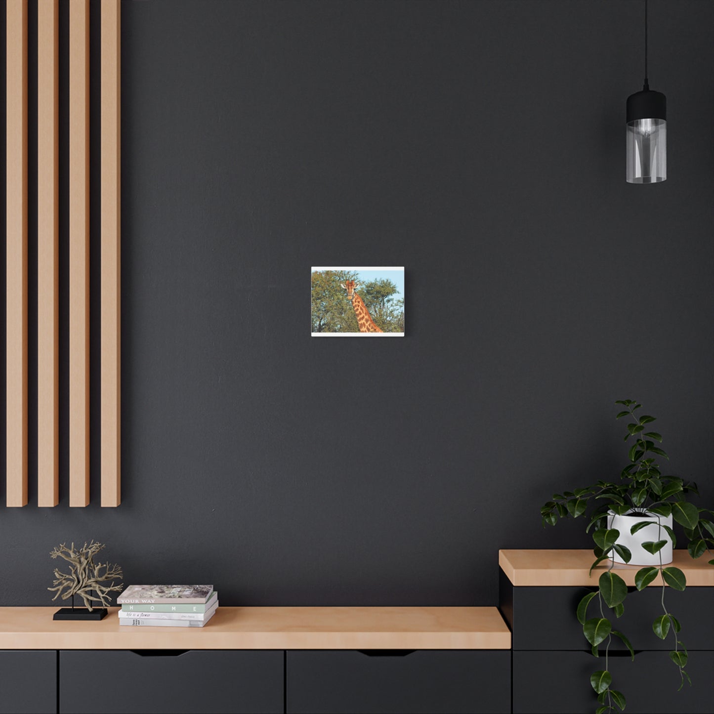 Elegant Giraffe Canvas