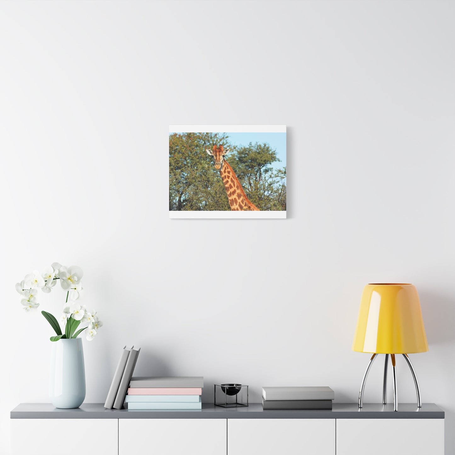 Elegant Giraffe Canvas