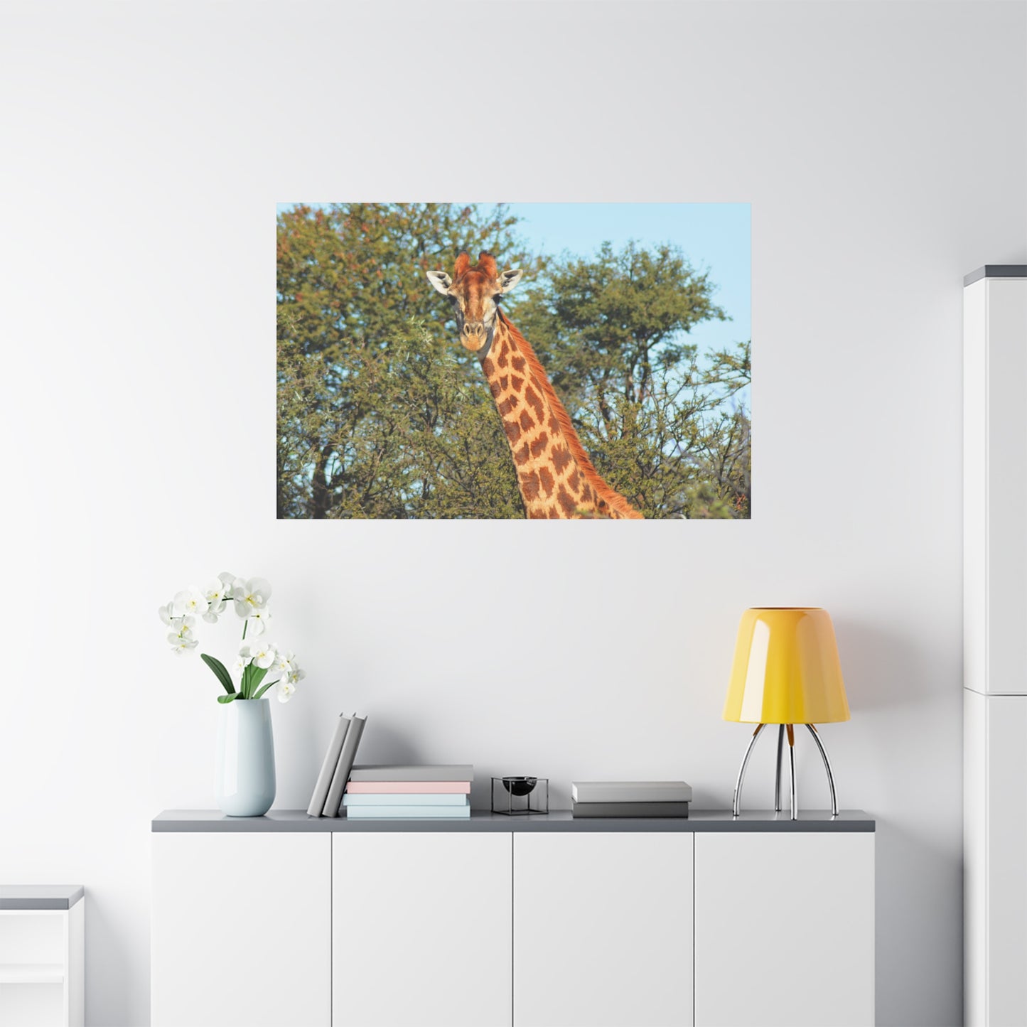 Elegant Giraffe Canvas